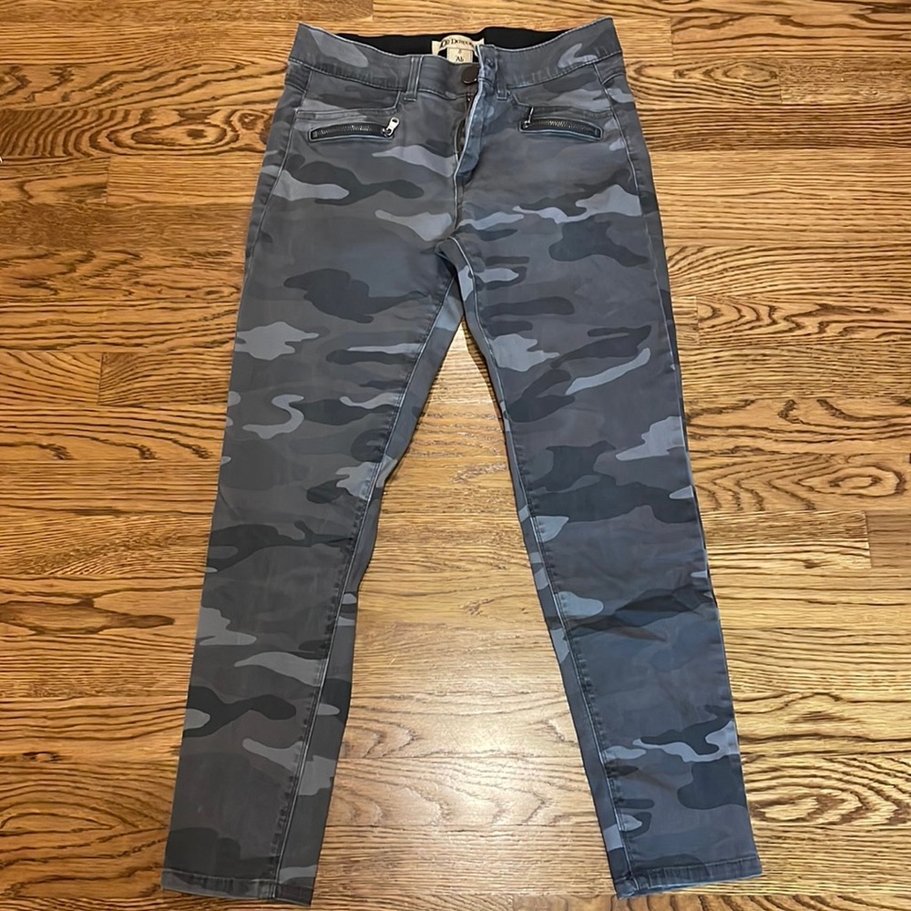 Democracy camo skinny ankle pants